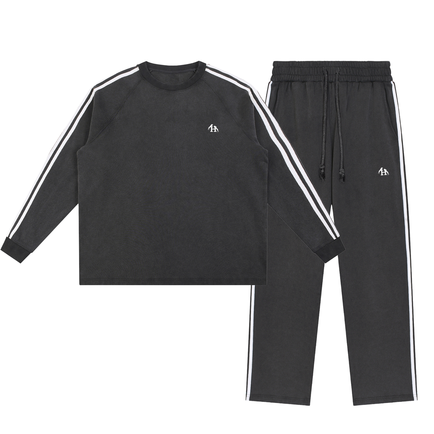 Heritage Contrast Black Pullover and Sweatpants Bundle