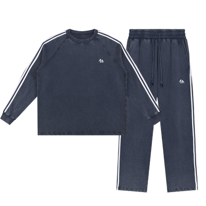Heritage Contrast Blue Pullover and Sweatpants Bundle