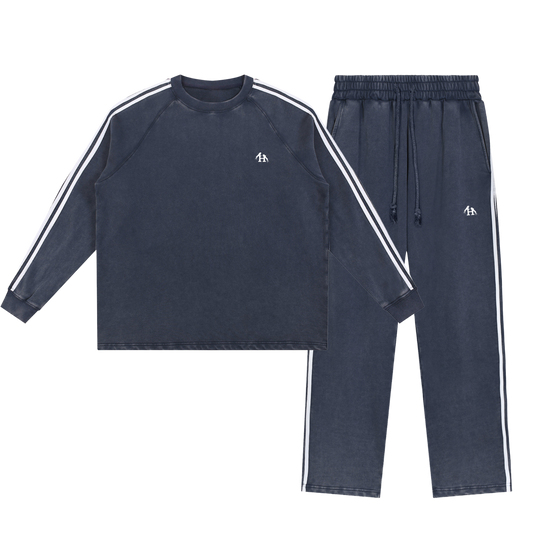 Heritage Contrast Blue Pullover and Sweatpants Bundle