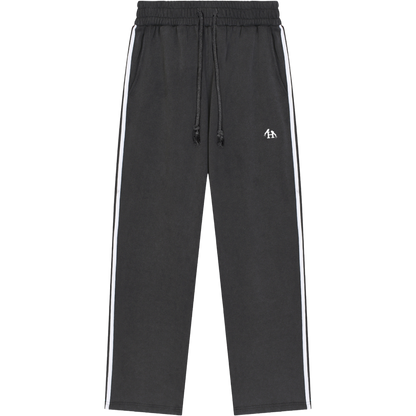 Heritage Contrast Black Pullover and Sweatpants Bundle